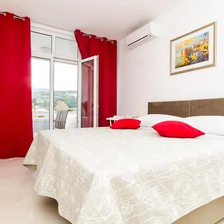Eva Apartment