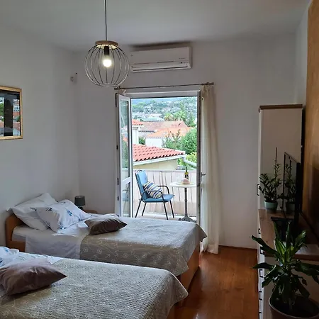 Apartment Eva *