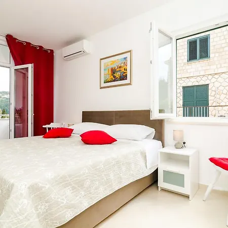 Eva * Dubrovnik